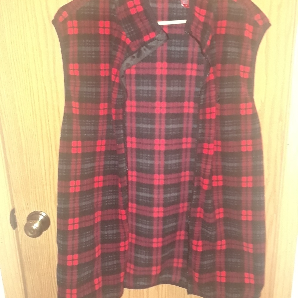 IZOD vest
